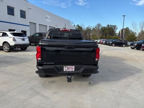 Used 2024 Chevrolet Colorado Z71 w/ Z71 Convenience Package 2 image 8
