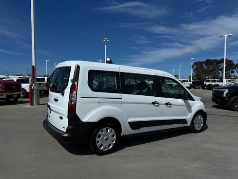 Certified 2022 Ford Transit Connect XL FWD image 5