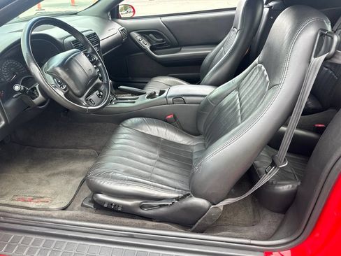 Used 2002 Chevrolet Camaro Z28 RWD image 5