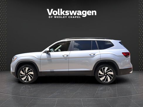Certified 2024 Volkswagen Atlas SE FWD image 5