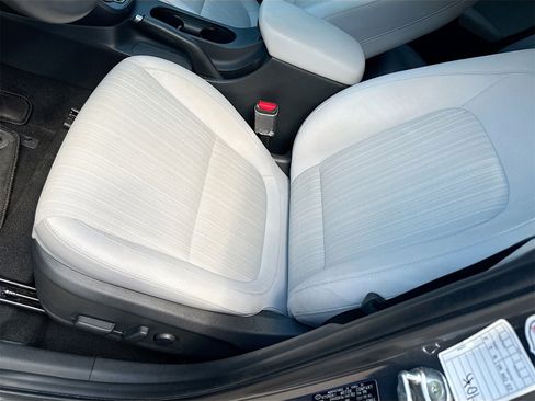 Used 2023 Hyundai Kona SEL image 18