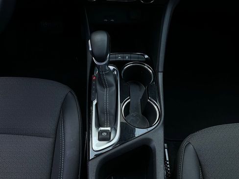 Used 2025 Buick Encore GX Preferred image 13