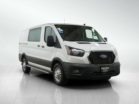 Used 2024 Ford Transit 250 Low Roof AWD w/ Exterior Upgrade Package image 7