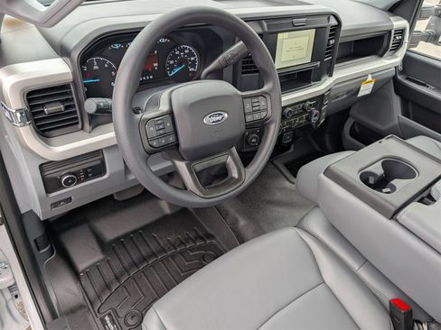 New 2026 Ford F350 XL w/ XL Chrome Package image 5