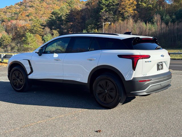 New 2027 Chevrolet Blazer EV LT AWD/4WD image 5