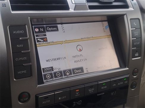 Used 2017 Lexus GX 460 Premium image 25