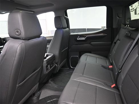 New 2026 Chevrolet Silverado 1500 RST w/ Redline Edition image 9