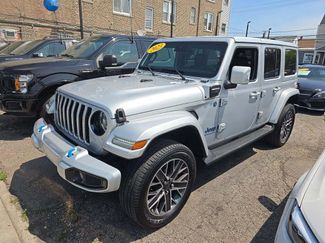 Used 2023 Jeep Wrangler Unlimited Sahara AWD/4WD video 1