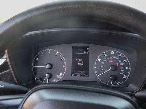 Used 2024 Toyota Corolla LE image 28