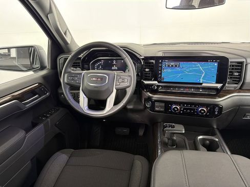 Used 2025 GMC Sierra 1500 Elevation image 20