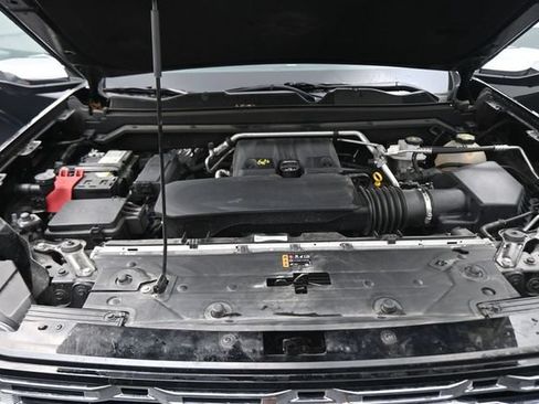 Used 2023 GMC Canyon Denali AWD/4WD image 12