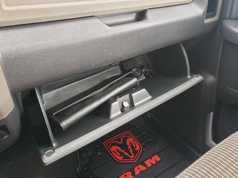 Used 2012 RAM 1500 Express AWD/4WD image 27