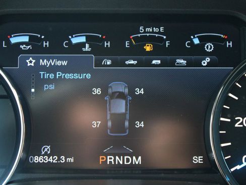 Used 2017 Ford F150 King Ranch w/ Equipment Group 601A Luxury AWD/4WD image 24