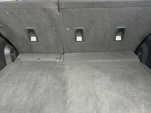 Used 2016 Subaru Forester 2.5i w/ Alloy Wheel Package image 32