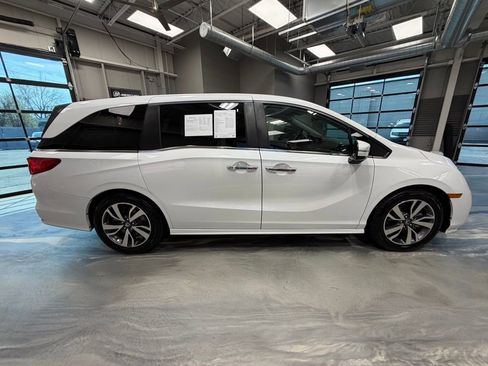Used 2022 Honda Odyssey Touring image 35