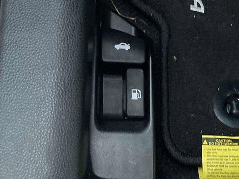 Used 2022 Toyota Corolla SE image 20