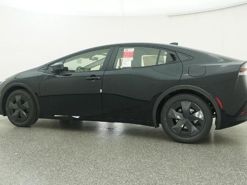 New 2026 Toyota Prius LE image 41