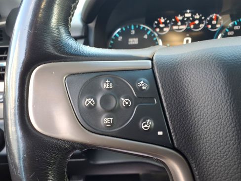 Used 2018 GMC Yukon XL Denali AWD/4WD image 17