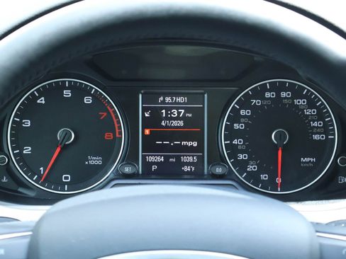 Used 2017 Audi Q5 2.0T Premium Plus w/ Technology Package AWD/4WD image 18