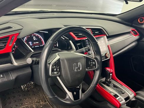 Used 2020 Honda Civic Sport image 6