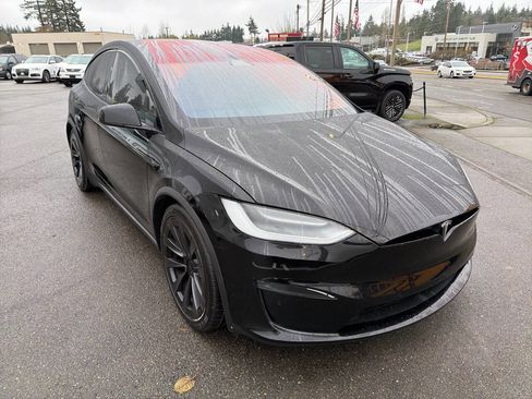 Used 2022 Tesla Model X image 10