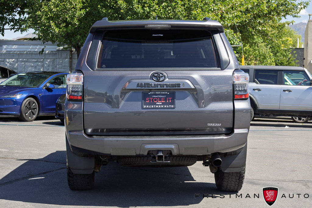 Used 2023 Toyota 4Runner SR5 Premium w/ Moonroof Package AWD/4WD image 19