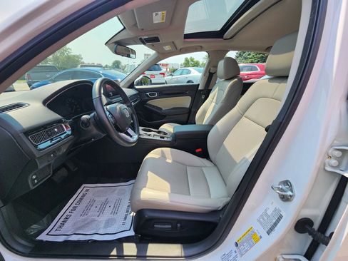 Used 2024 Honda Civic EX-L image 18