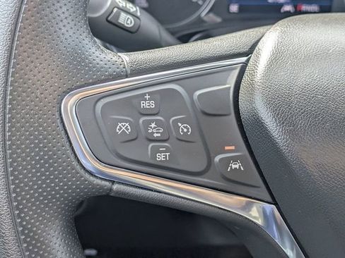 Used 2023 Chevrolet Equinox LT FWD image 24