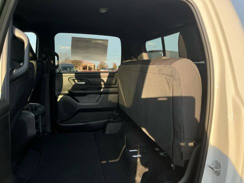 New 2026 RAM 1500 Express image 30
