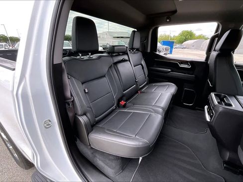 Used 2024 GMC Sierra 1500 SLT w/ SLT Premium Package image 20