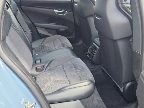 Used 2022 Audi e-tron GT Prestige w/ Prestige Package AWD/4WD image 29