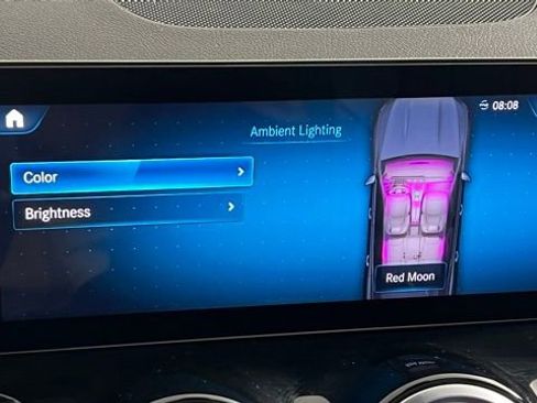 Used 2022 Mercedes-Benz GLB 250 image 33