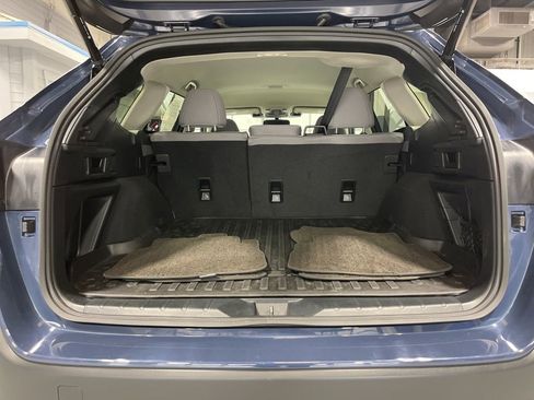 Used 2025 Subaru Outback Premium image 32