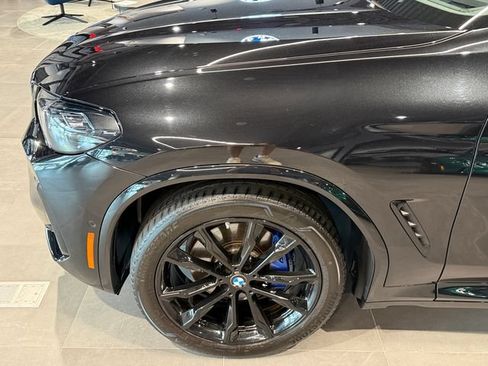 Certified 2024 BMW X4 M40i w/ Premium Package AWD/4WD image 9