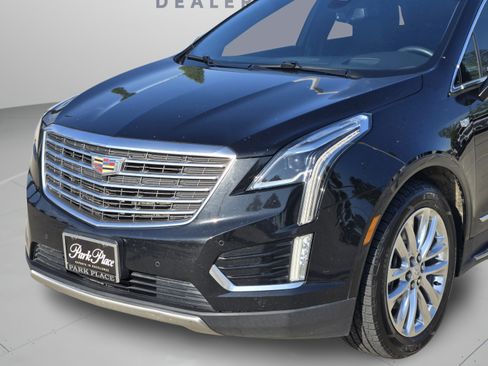 Used 2017 Cadillac XT5 Platinum AWD/4WD image 34