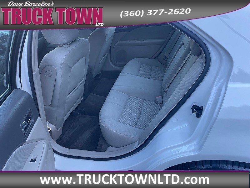 Used 2010 Ford Fusion SE FWD image 10