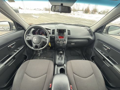 Used 2013 Kia Soul image 9