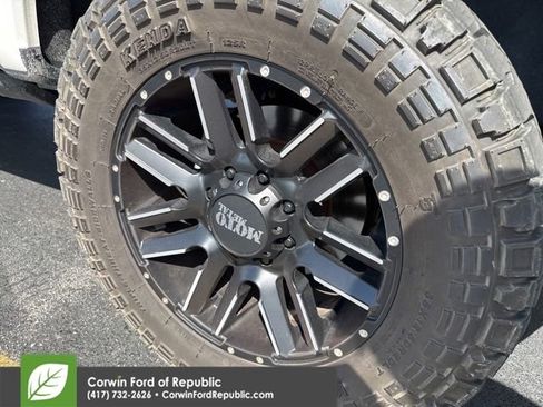 Used 2019 Ford F250 Lariat w/ Lariat Ultimate Package AWD/4WD image 2