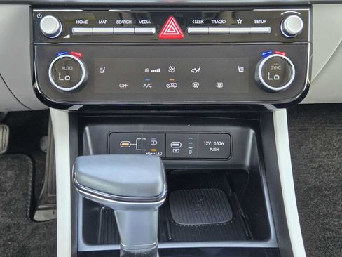 Certified 2025 Hyundai Tucson SEL FWD image 19