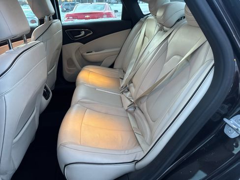 Used 2015 Chrysler 200 C w/ Navigation & Sound Group I image 11