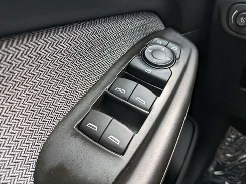 Used 2024 Chevrolet TrailBlazer LS w/ LS Convenience Package FWD image 20