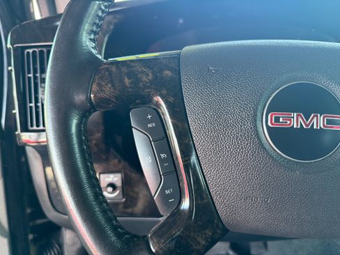 Used 2019 GMC Savana 2500 RWD image 21