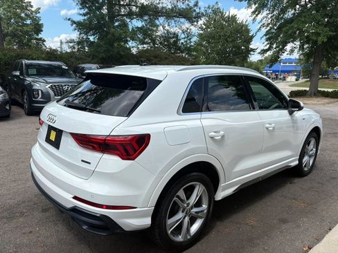 Used 2020 Audi Q3 2.0T Premium w/ Convenience Package AWD/4WD image 5
