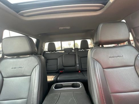 Used 2024 GMC Sierra 1500 Denali w/ Denali Reserve Package AWD/4WD image 23