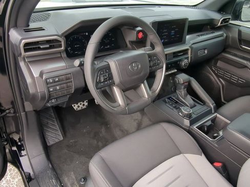 Certified 2025 Toyota Tacoma TRD Sport image 9