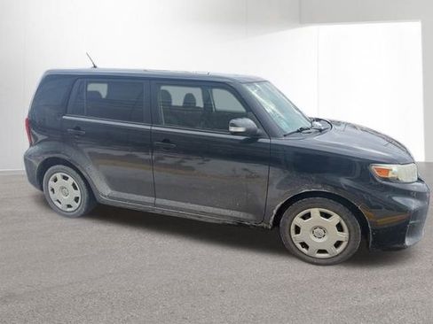 Used 2012 Scion xB image 13