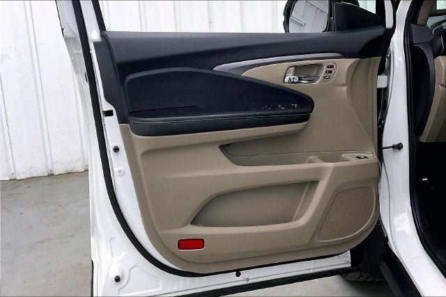 Certified 2022 Honda Ridgeline RTL image 21