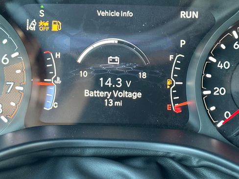 New 2026 Jeep Compass Latitude w/ Sun and Sound Group image 27