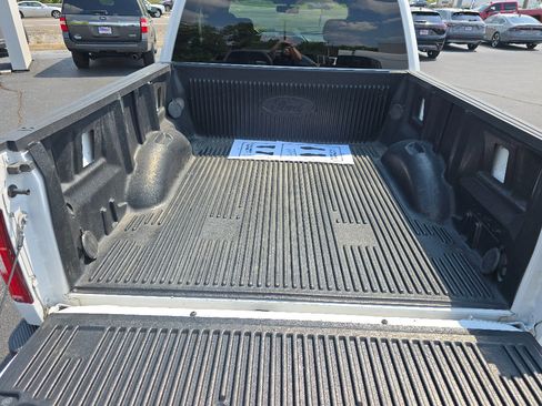 Used 2018 Ford F150 XLT w/ Equipment Group 302A Luxury AWD/4WD image 16