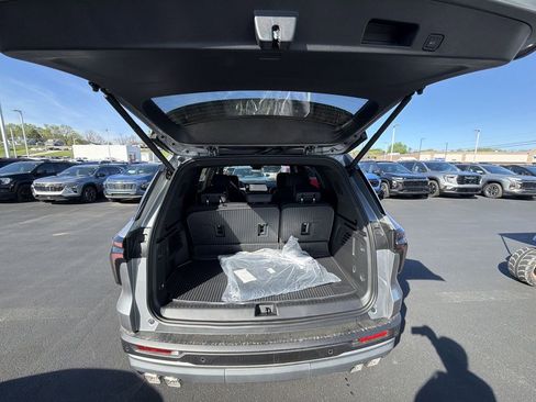 New 2026 Chevrolet Traverse LT FWD image 31